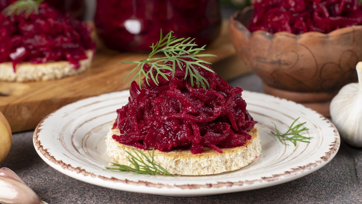 Sałatka z warzyw została wycofana, bo stwierdzono w niej ciało obce