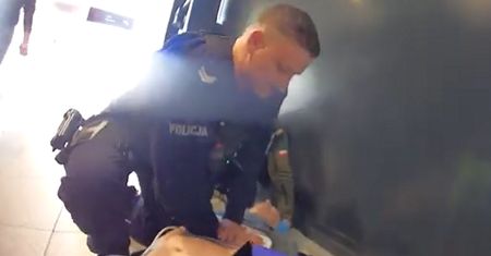 Dramat 66-latka na lotnisku w Gdańsku. Policja pokazała nagranie