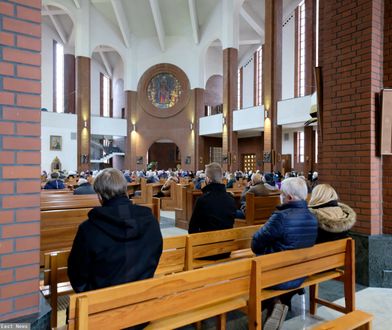 Msza z koronawirusem. Sanepid ostrzega wiernych w Zakopanem