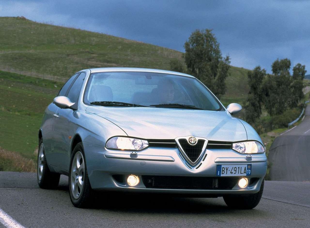 Najciekawsze modele w historii marki Alfa Romeo [galeria] 17