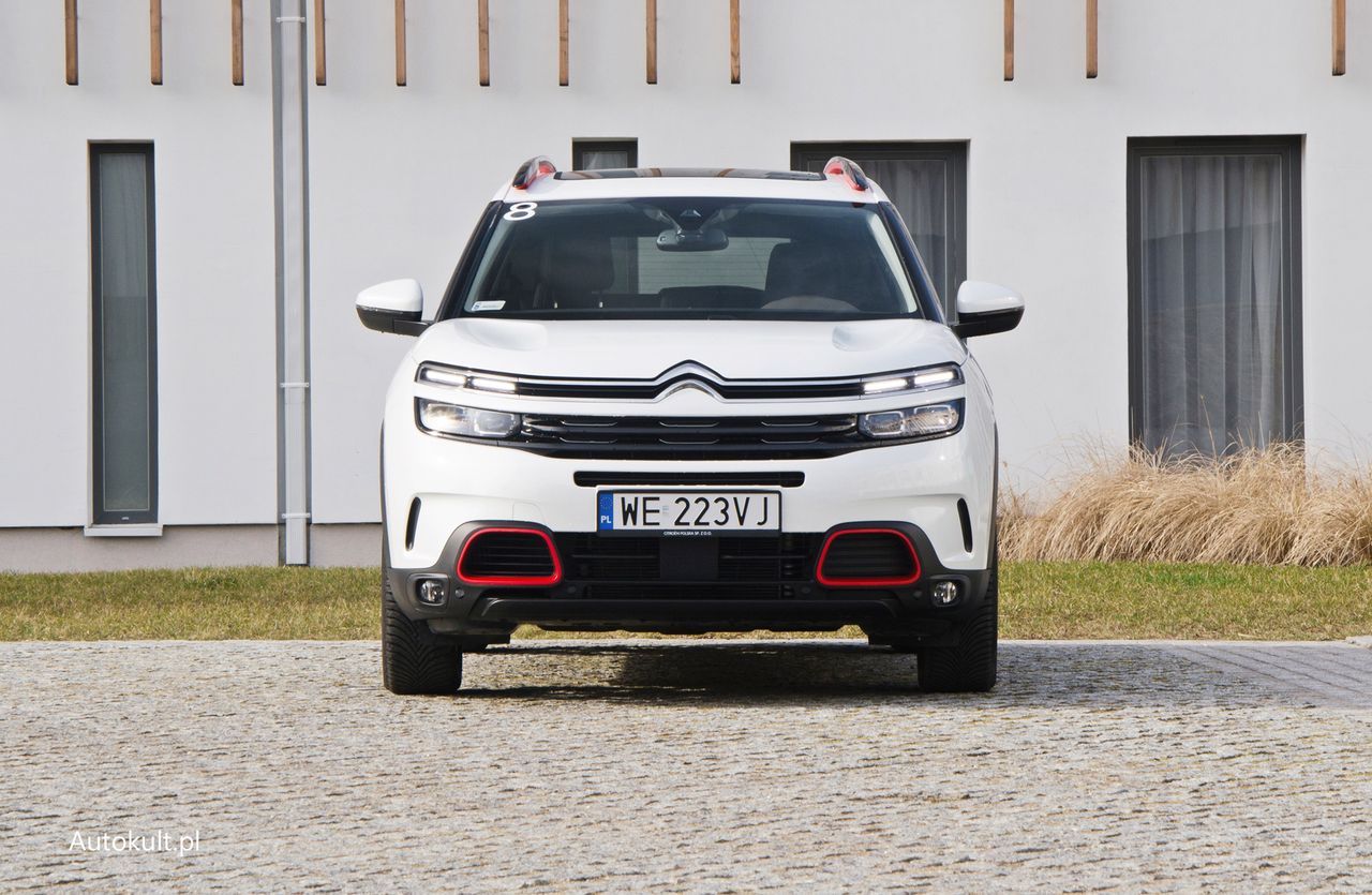 Citroen C5 Aircross bardzo mi się podoba. Polecam osobom szukającym po prostu wygodnego auta.