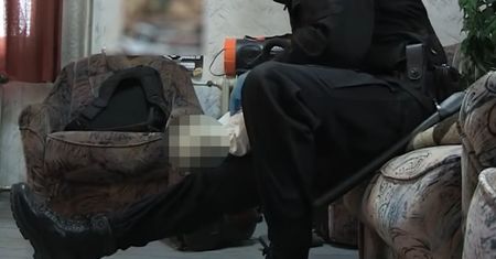 Przyjechali na przesłuchanie. Nagle dziecko zrobiło się sine