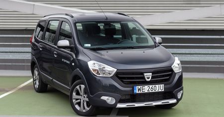 Samochody w ramach poszerzonego programu 500+. Można wynająć nawet minivana