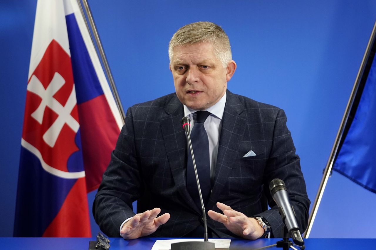 Slovakia's gas ultimatum: Fico threatens Ukraine amid tensions