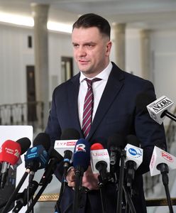Łukasz Mejza: Załatwiłem 800 mieszkań i 33 miliony. Rząd i urzędnicy: To nieprawda