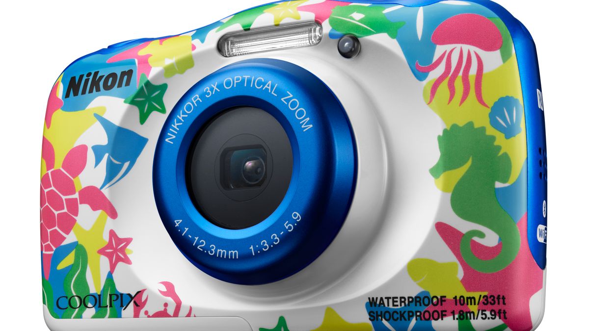 Nikon Coolpix W100 - wodoodporny kompakt na wakacje 1