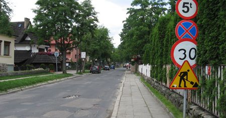 Czy zdałbyś egzamin na prawo jazdy? Sprawdź, czy znasz znaki drogowe