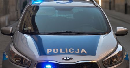 Dramatyczna walka z czasem. Policjanci eskortowali chore dziecko 70 km