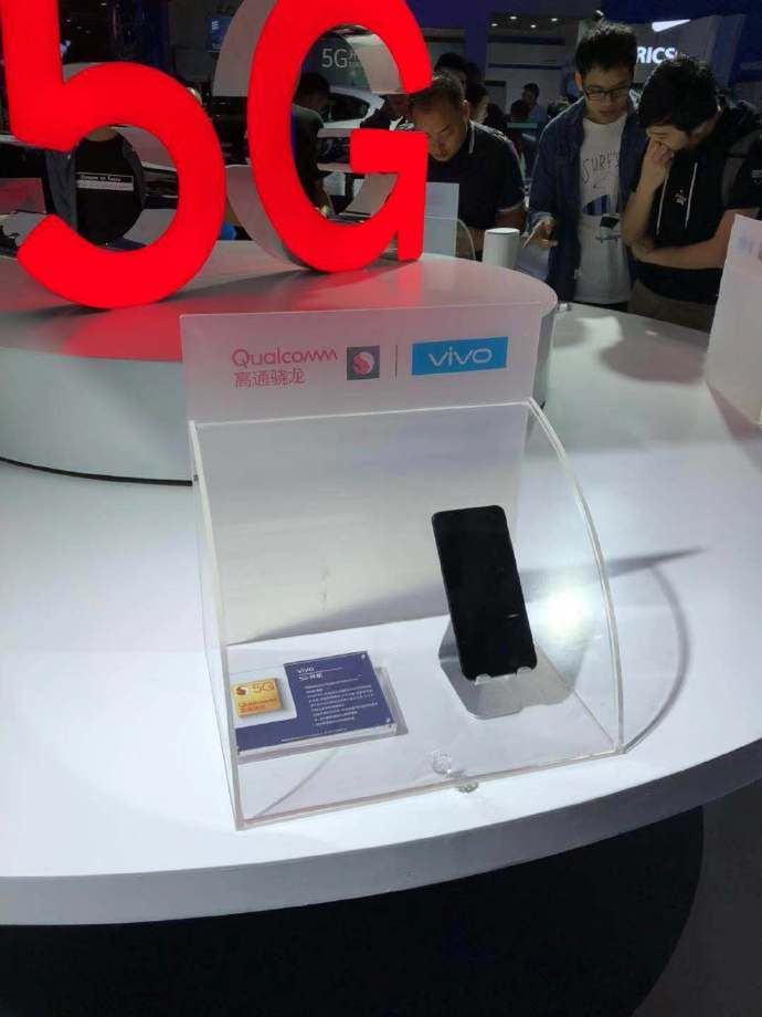 #wSkrócie: smartfony OnePlusa, OPPO, vivo i Xiaomi z 5G, koniec Allo i wizualizacja Xperii XZ4 Compact 7