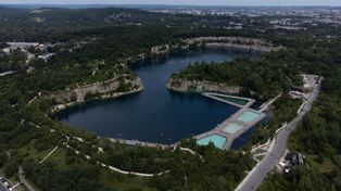Kraków: Groźna zawiesina na Zakrzówku. Zamknięte kąpielisko i akcja służb