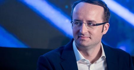 Polak jednym z głównych sponsorów mundialu. Kim jest Kris Marszalek?