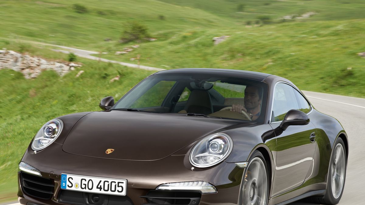 Nie, nie, to nie jest nowe 911. To jest obecne 911. Chociaż nowe prawdopodobnie będzie podobne.