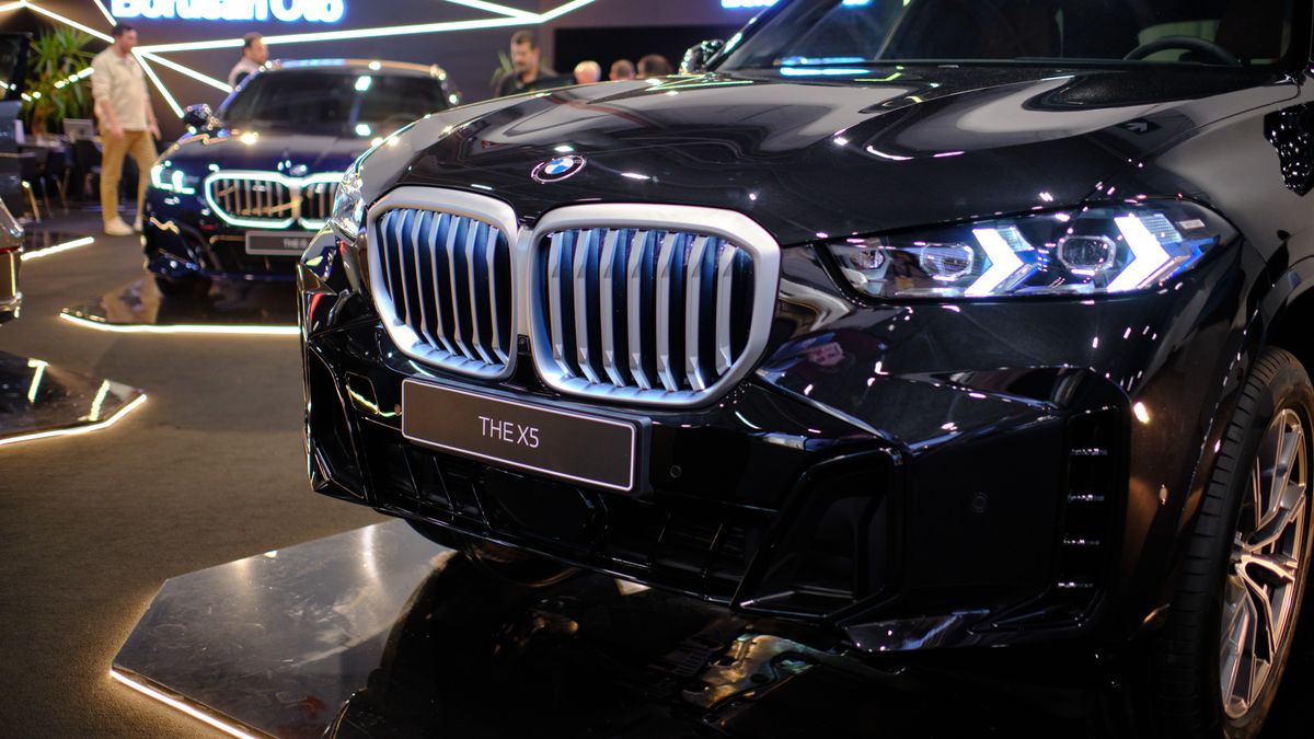 ISTANBUL, TURKEY - APRIL 04: Front view of a black BMW X5 displayed during the 59. IJS Istanbul Jewelry Show at Istanbul Expo Center on April 04, 2026 in Istanbul, Turkey. (Photo by Ferda Demir/Getty Images)