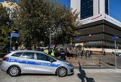 Incydent na Nowogrodzkiej. Młody mężczyzna próbował wejść do siedziby PiS. Jest nagranie