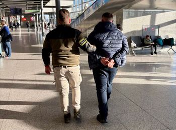 Z samolotu prosto na komendę. Polak ukrywał się w Anglii