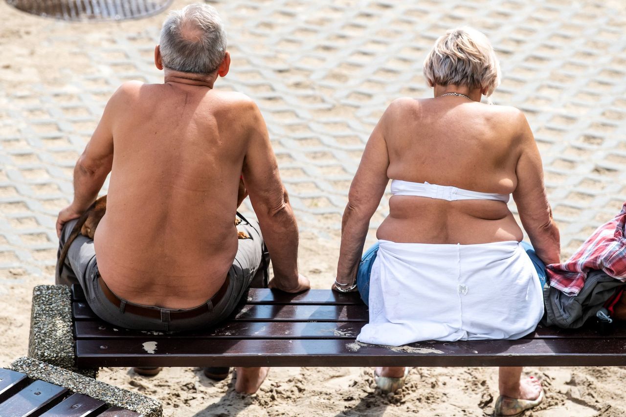 Nowa moda wśród seniorów. Oto co robią w wakacje