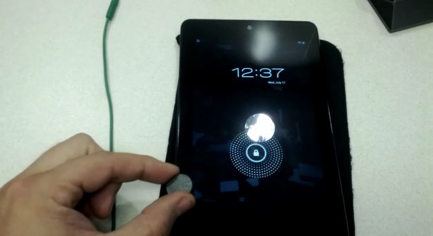 Galaxy Nexus 7 - czujnik magnetyczny