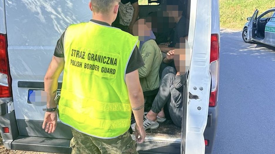 Dwóch Polaków ukaranych za przemyt migrantów 