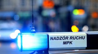 Łódź: Awaria tramwajów na Kurczakach. Pasażerowie do pracy i szkół jadą komunikacją zastępczą