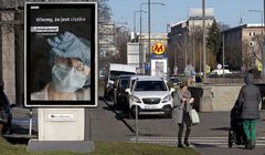 Clear Channel dla służb medycznych "#zostajemywdomu dla Was"