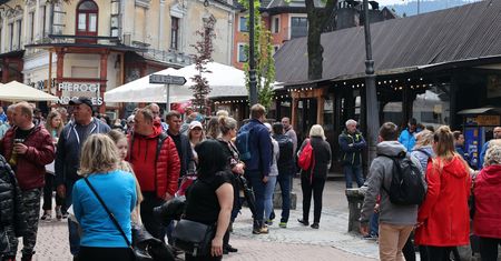 Fatalny trend w Zakopanem. "Przyjeżdżają nie wiadomo po co"