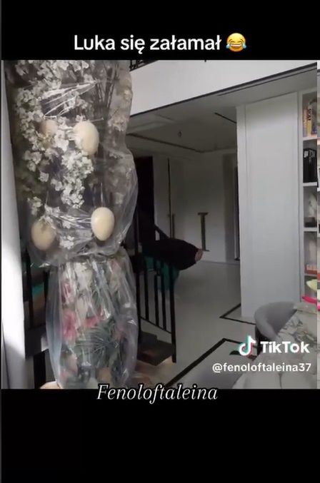 Andziaks kupiła dekorację za fortunę