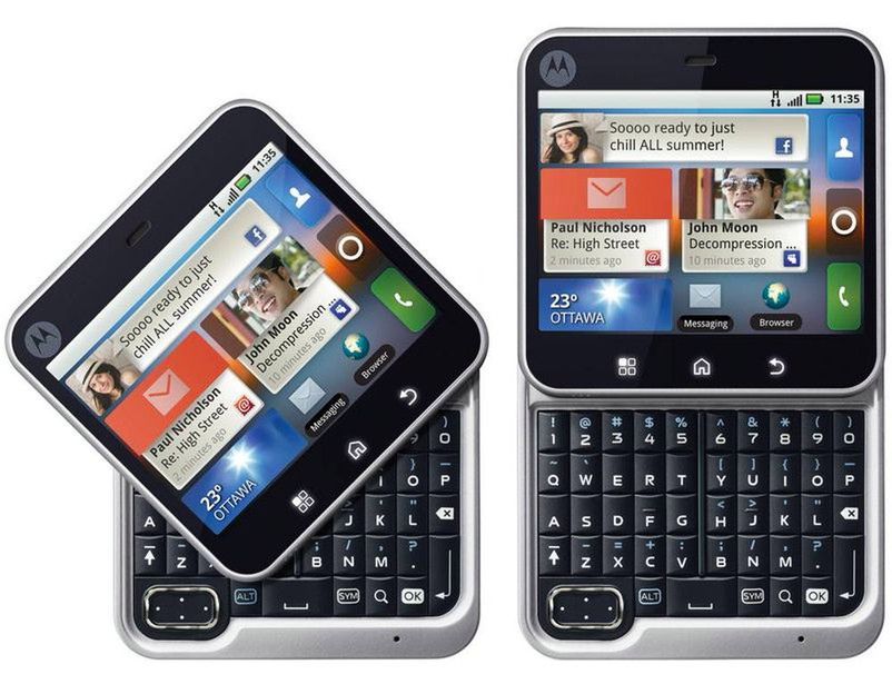 Motorola FlipOut, czyli kwadratowy maluch z QWERTY [Podróż w czasie] 2