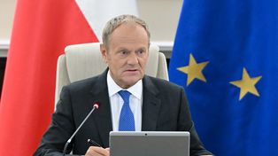 Zarobki lekarza-radnego. Tusk reaguje. Jest "krótki projekt"