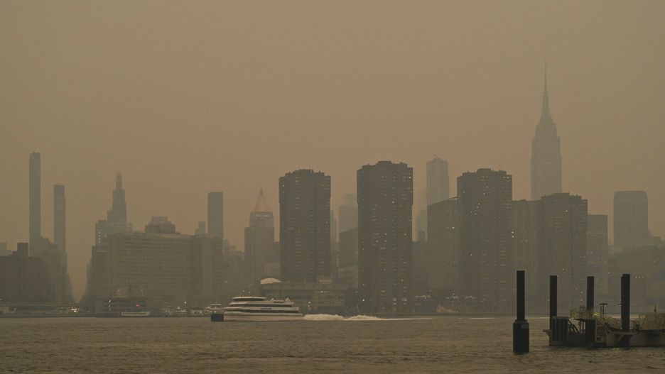 Dym z pożaru w Kanadzie nad Manhattanem