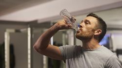 Nadmierne pragnienie może być objawem poważnej choroby. Pospiesz się z wizytą u lekarza