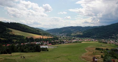 Góra Żar - szczyt dla żądnych wrażeń. Gdzie jest Góra Żar?