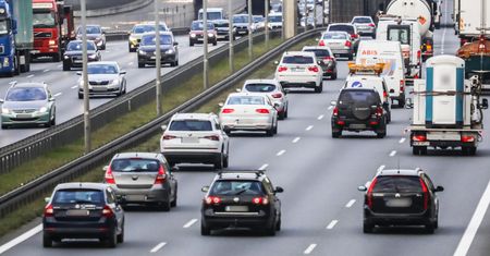 Zanieczyszczenie powietrza zabija 400 tys. osób rocznie. UE proponuje ograniczenie liczby samochodów