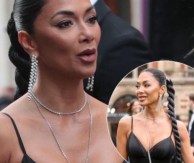 Ma 45 lat, odsłoniła nogi i dekolt. Miało być skromnie, wyszło inaczej