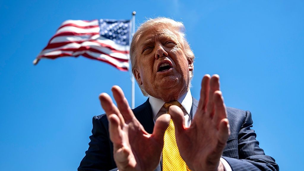 President Trump Departs White House For China
Bloomberg
best photos, north american, us, 2026uspolitics, united states of america, the white house, americas, government news, u.s.a., american, best photo, u.s. government
