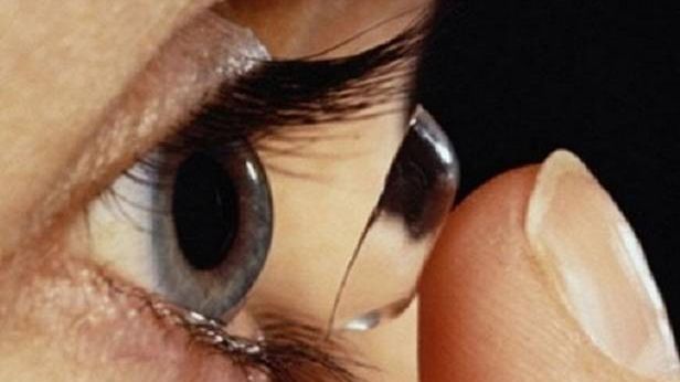 Supermoce okularników. Czas na soczewki kontaktowe z zoomem 1