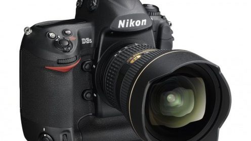 11 Nikonów D3s na orbicie ziemskiej 1