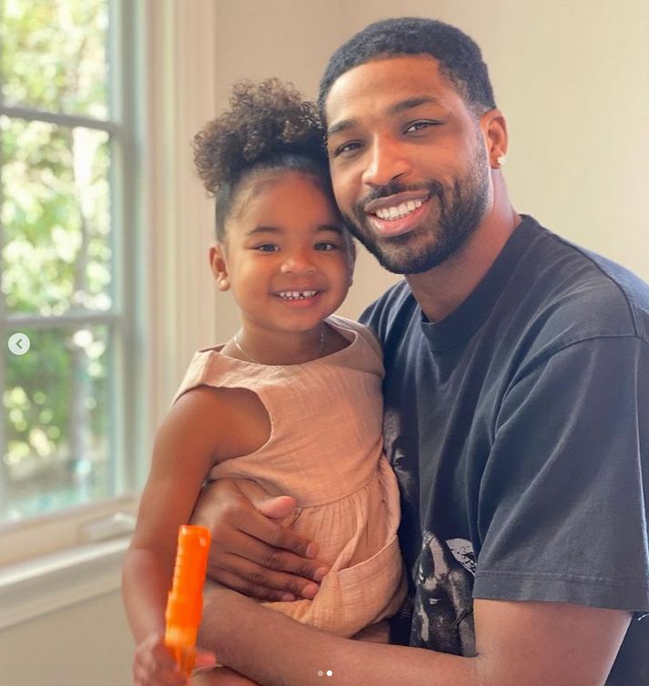 Khloe Kardashian i Tristan Thompson z córką