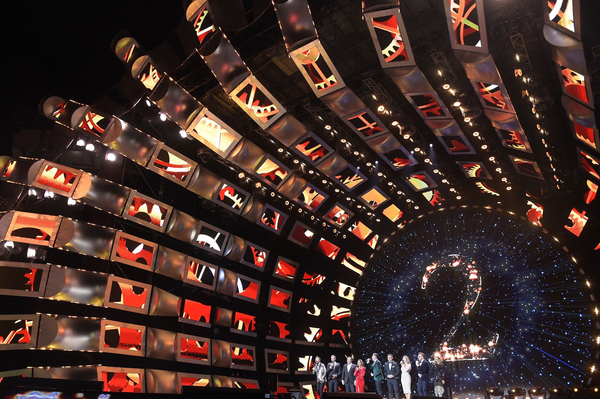 Sylwester 2020. Kto wystąpi i gdzie? Co zaplanowały TVP, Polsat i TVN?