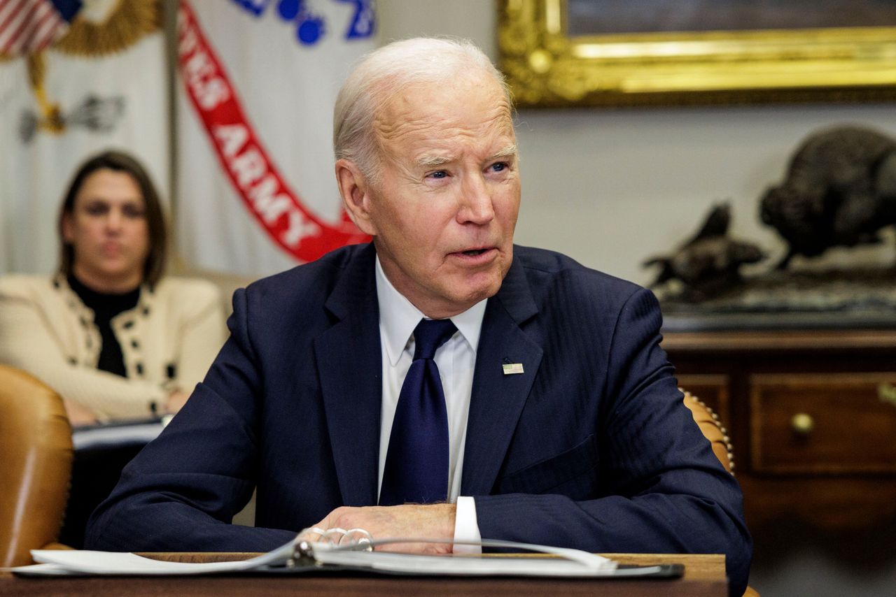 Biden's final push: Late sanctions on russian energy sector