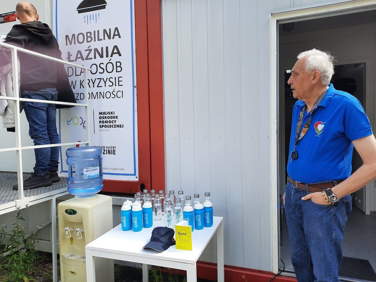 Lato bezdomnych