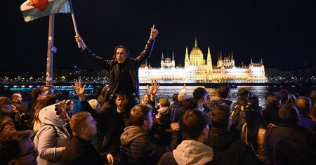 "Wygrała demokracja". Niemiecka prasa z ulgą o klęsce wyborczej Orbana