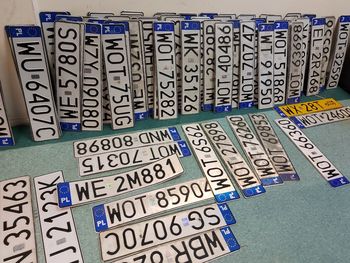 Dziurawią tablice rejestracyjne. W wakacje będzie zmiana przepisów