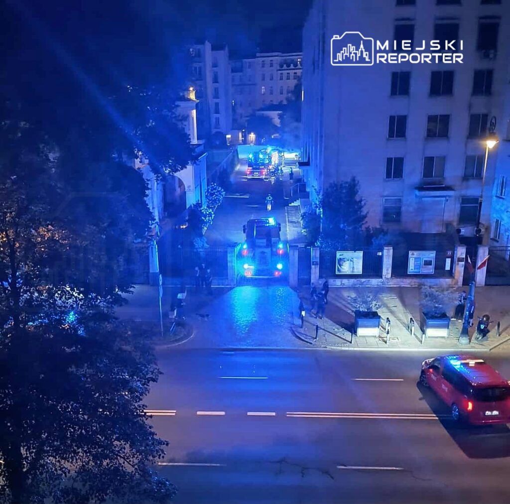 Warszawa: Pożar na terenie Ambasady Bułgarii. W akcji straż pożarna