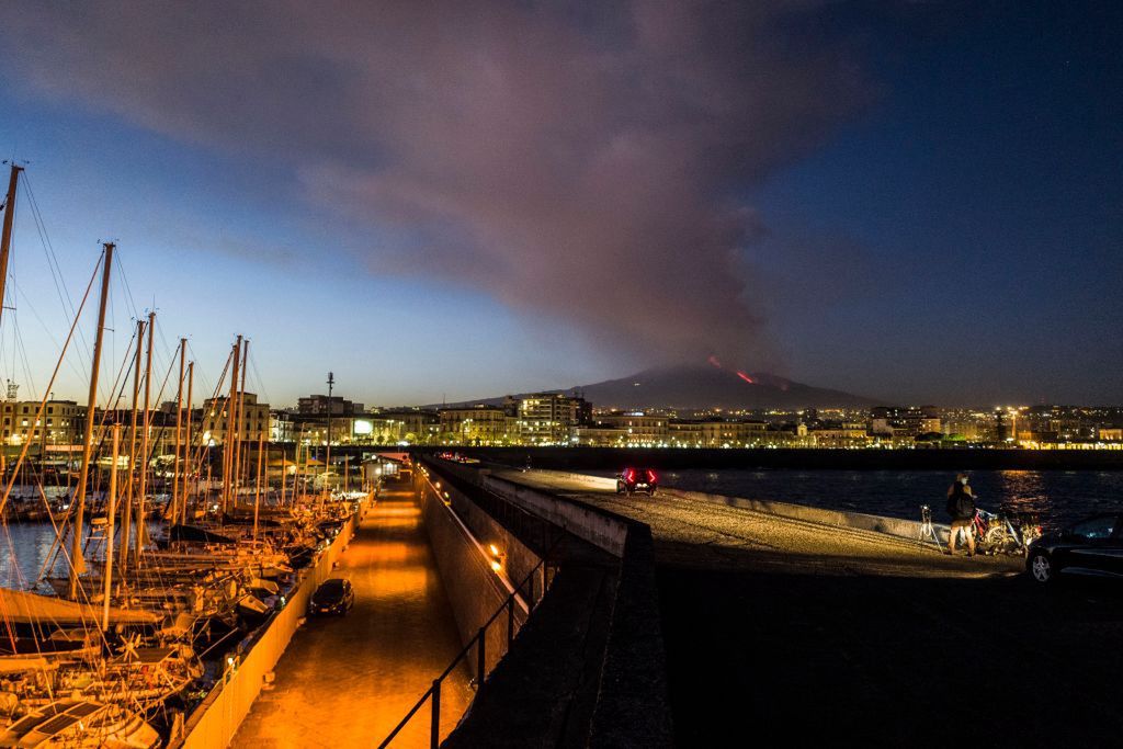 Erupcja wulkanu Etna 16 lutego 2021 r.