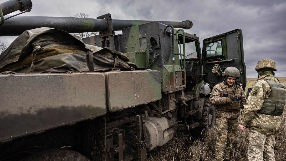 Ukraińska armia ostrzeliwuje rosyjskie pozycje z francuskich Cezarów