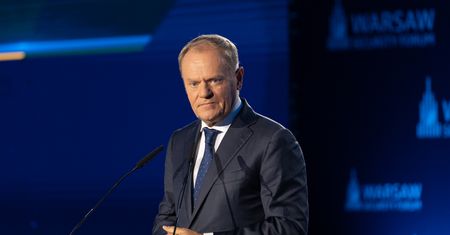 Tusk uderza w Nawrockiego. "Celowo dewastuje tę przestrzeń"