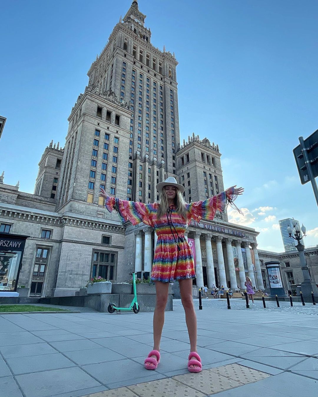Marcelina Zawadzka pokazuje ukochanemu stolicę
