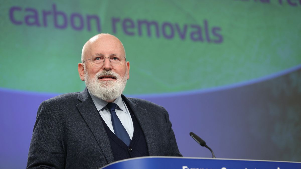 BRUSSELS, BELGIUM - NOVEMBER 30: European Commission Vice President for the European Green Deal Frans Timmermans and European Commissioner for Environment, Oceans and Fisheries Virginijus Sinkevicius hold a press conference in Brussels, Belgium, on 30 November 2022. (Photo by Dursun Aydemir/Anadolu Agency via Getty Images)