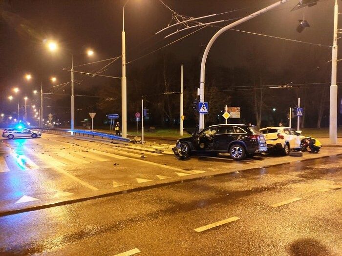 Nocny wypadek na al. Kraśnickiej w Lublinie
