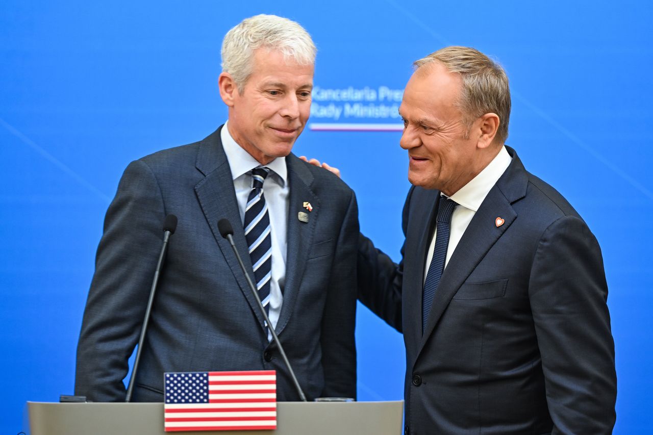 Nowa umowa z Amerykanami ws. atomu. "Są kary za słabe postępy prac"